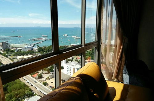 Photo 1 - 31st Floor Two Bedrooms2baths 100 Seaview Pattaya Bayfree Strong Wifi