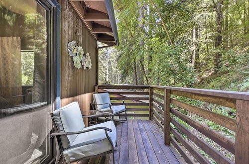 Foto 23 - Tranquil Guerneville Home w/ Redwood Views