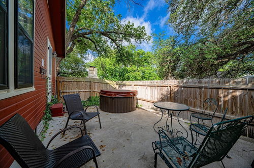 Photo 13 - Suite Elliana W/hot Tub & Outdoor Fireplace