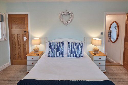 Photo 4 - Host Stay Tenby Cottage
