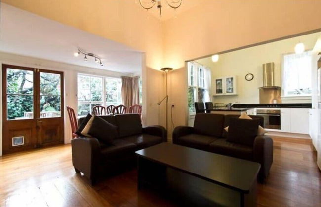 Christchurch City & Country Cottages - Brockworth Cottage - Foto 12