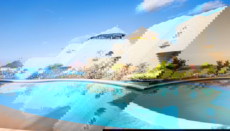 Photo 1 - Columbus Heights Ocean View Large Studio