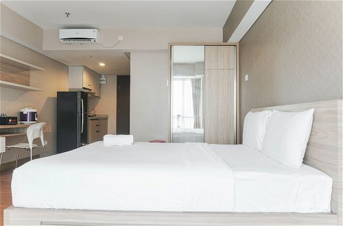 Photo 9 - Comfortable And Nice Studio Room Apartement At H Residence