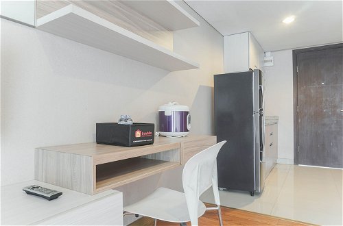 Photo 3 - Comfortable And Nice Studio Room Apartement At H Residence