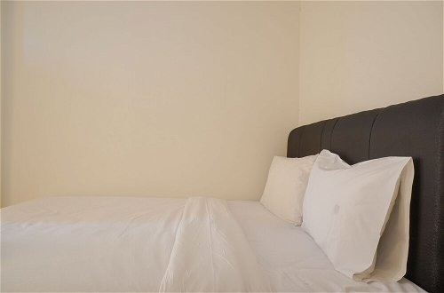 Foto 4 - Comfy and Nice 2BR at Paradise Mansion Apartment