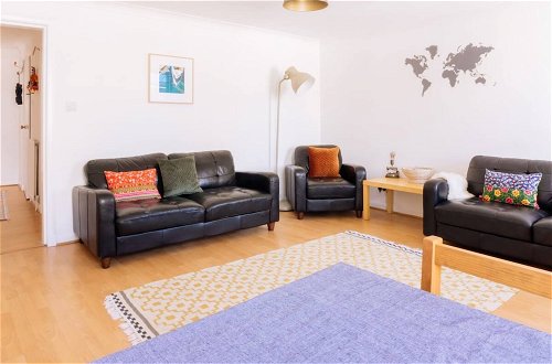 Photo 26 - Charming 3 Bedroom Apartment in the Heart of Vibrant Old Town
