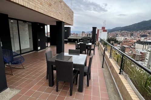 Foto 19 - Cozy Apartment in Bogotas Heart
