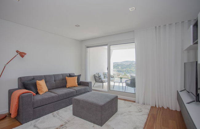 Liiiving - Luxury River View Apartment III - Photo 34