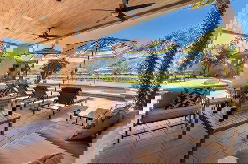 Foto 36 - Moonshine by Avantstay Modern & Stylish Estate w/ Bar, Fire Pit & Hot Tub 5 bd
