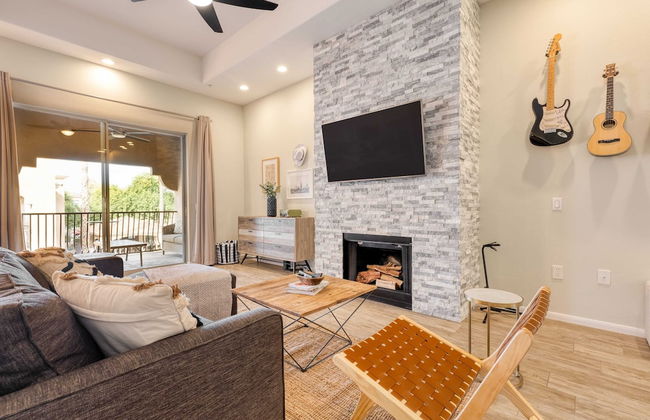 Eucalyptus by Avantstay Stunning Scottsdale Home w/ Communal Pool & Hot Tub - Foto 16