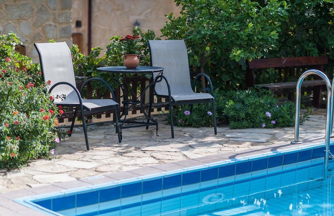 Villa Toula in Armeni - Photo 16