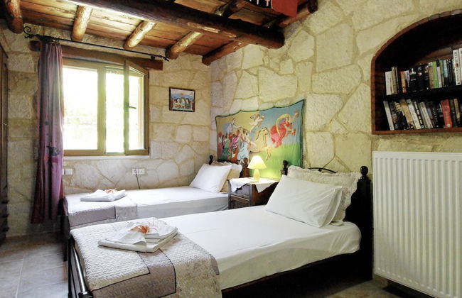 Villa Toula in Armeni - Photo 10