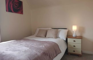 Photo 2 - Ashly 3-bed Home 12 Minute Walk Inverness Centre