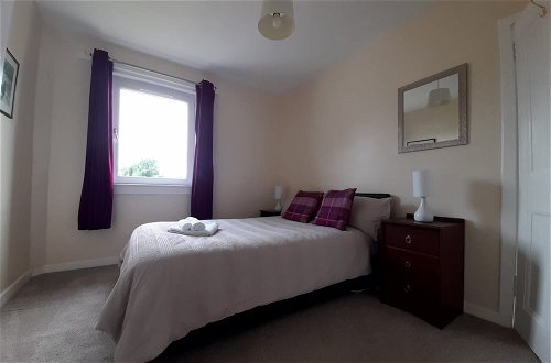 Photo 4 - Ashly 3-bed Home 12 Minute Walk Inverness Centre