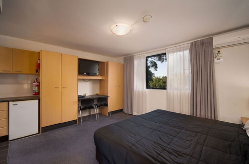 Photo 2 - Drummoyne Furnished Apartments