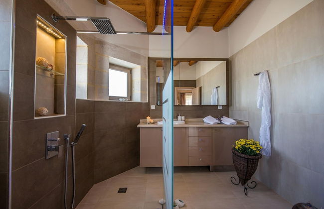 Villa Olivia in Vrises - Photo 15