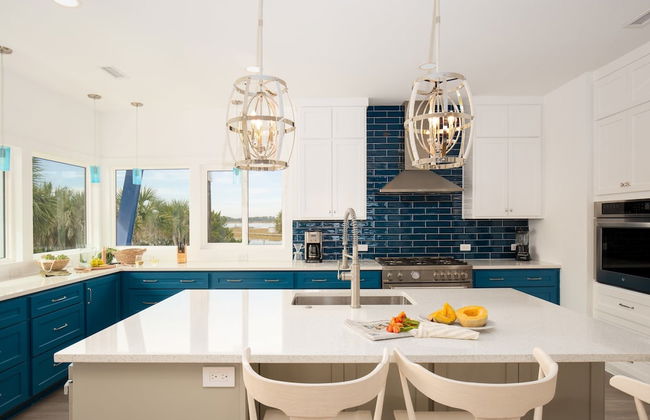 Ocean's Eye by Avantstay Beach Front Home w/ Roof Top, Pool & Putting Green! - Foto 13