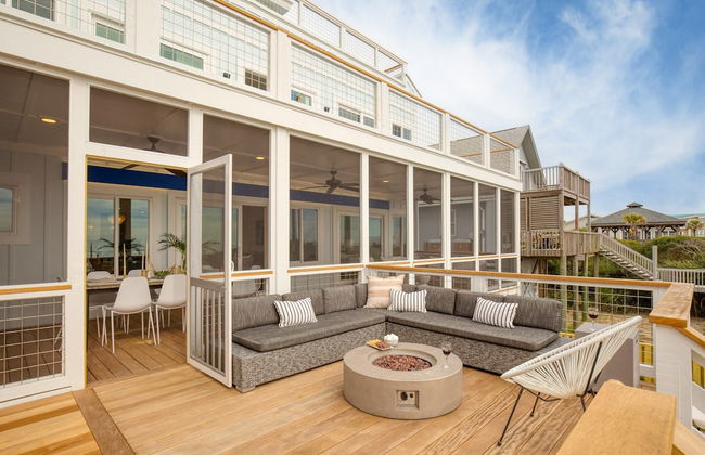 Ocean's Eye by Avantstay Beach Front Home w/ Roof Top, Pool & Putting Green! - Foto 41
