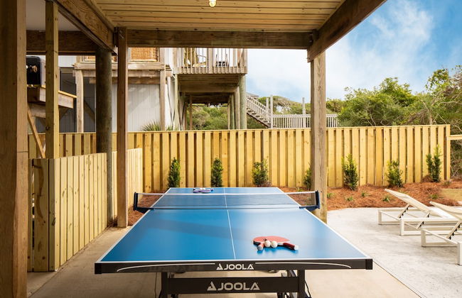 Ocean's Eye by Avantstay Beach Front Home w/ Roof Top, Pool & Putting Green! - Foto 46