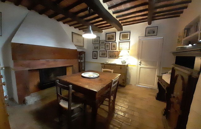 Casa del Piano Valle dei Calanchi in Front of Civita Di Bagnoregio - Foto 8