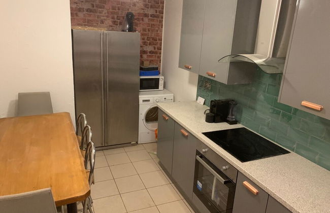 New Cross Mews 4 Bedroom 2 Bathrooms Fast Wifi Parking Sleeps up to 12 - Foto 18