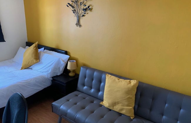 New Cross Mews 4 Bedroom 2 Bathrooms Fast Wifi Parking Sleeps up to 12 - Foto 9