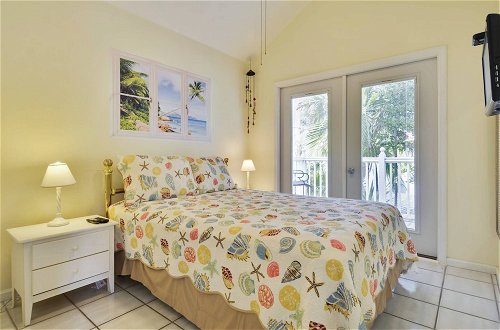 Photo 16 - Parrot Perch by Avantstay Old Town Key West w/ Shared Pool Week Long Stays Only