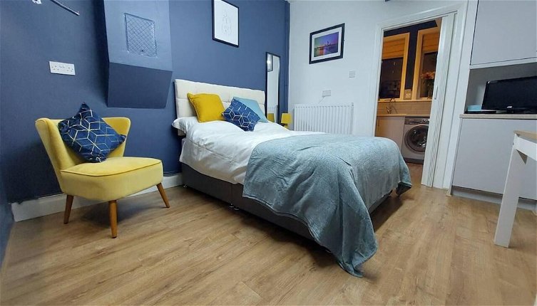Photo 1 - Inviting 1-bed Apartment in Herne Bay