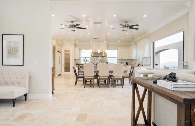 Malbec by Avantstay Incredible Estate w/ Panoramic Views & Bocce Ball Court! - Photo 11