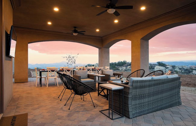 Malbec by Avantstay Incredible Estate w/ Panoramic Views & Bocce Ball Court! - Photo 4