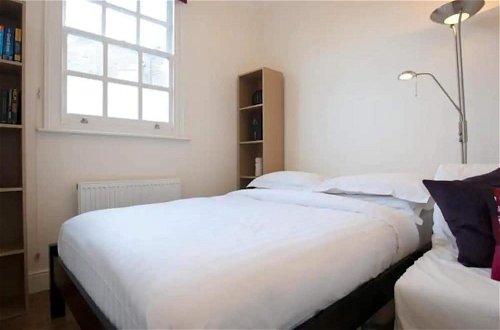 Foto 9 - Stylish 3 Bedroom Home With Garden Near Kings Cross