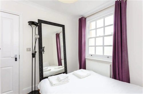 Foto 6 - Stylish 3 Bedroom Home With Garden Near Kings Cross