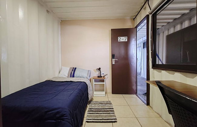 Costa Rica Eco-container Hotel - Photo 3