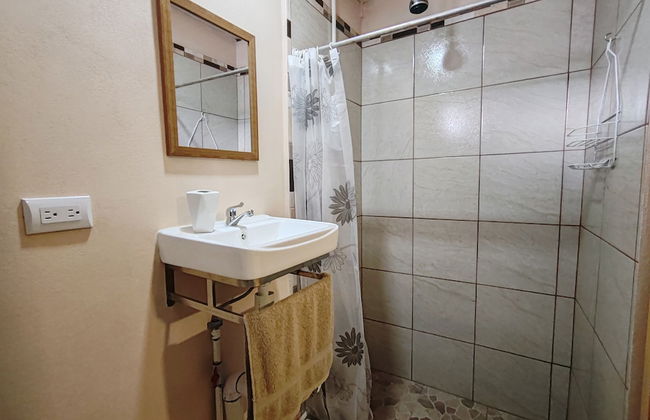 Costa Rica Eco-container Hotel - Photo 8