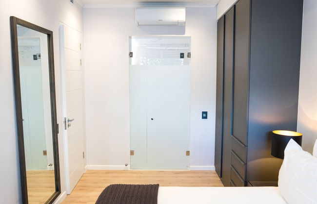 Kayleeway Apartments - Photo 2