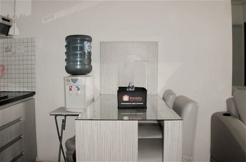 Photo 10 - Comfort 2Br Apartment At Mediterania Palace Residence