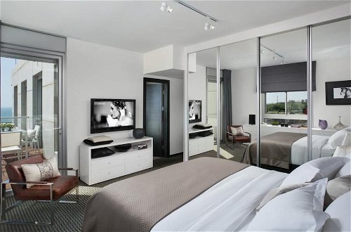 Foto 7 - Beach Luxury Apartments and suites