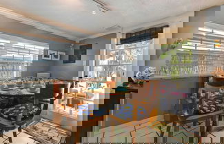 Foto 2 - La Casita by Avantstay Steps to Duval Street in Key West! Month Long Stays Only