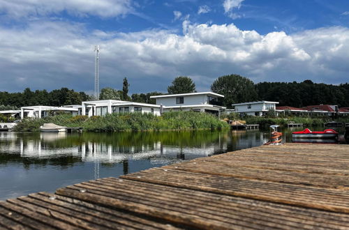 Photo 29 - Luxury Holiday Home in Zeewolde With Garden and Bubble Bath