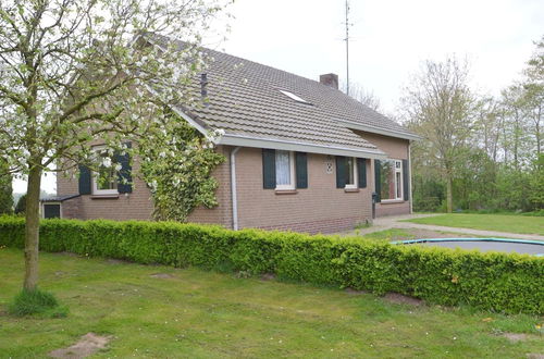 Foto 49 - Cosy Holiday Home With Pet-friendly Garden