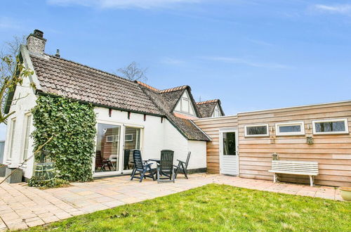 Photo 41 - Quaint Holiday Home in Gerkesklooster with Hot Tub, Sauna & Fenced Garden