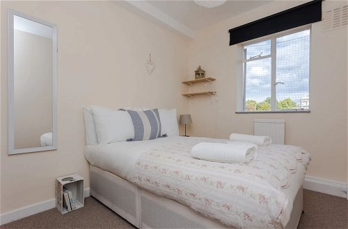 Foto 5 - Spacious 2 Bedroom Apartment Near Hampstead Heath