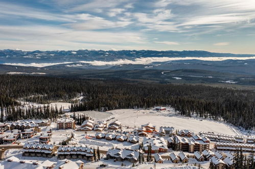 Photo 45 - Nest on Perfection - Newly Renovated Ski In Ski Out Mountain View Condo