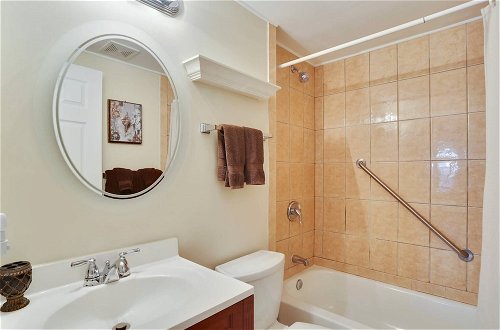 Photo 20 - Emma's Secret by Avantstay Heart of Old Town w/ Shared Pool Month Long Stays Only