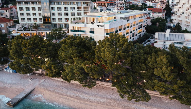 Foto 1 - City Beach Apartments Makarska