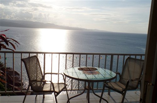 Photo 1 - Coral Reef Beach Suite At Montego Bay Club Resort