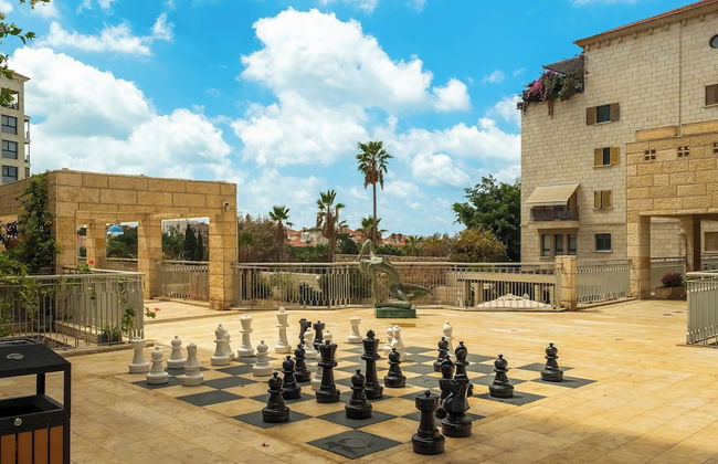 Deluxe 2BD Jaffa Dreams W Pool & Parking - Foto 36