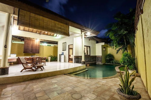 Photo 1 - 9-BR Private Pool Villa Walk to Seminyak Beach