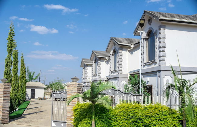 Lusaka Luxe - Your Private Oasis Awaits in the Heart of Zambia - Foto 26