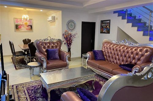 Photo 13 - Furnished 4 Beds Semi-det House in Abuja, Nigeria